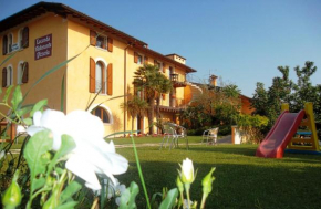  Albergo Le Piante  Манерба Дель Гарда